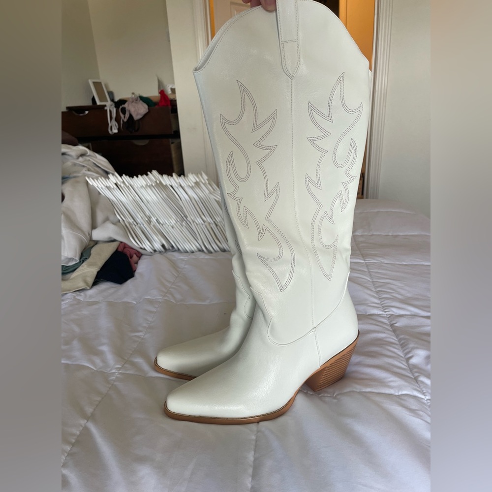 size 9 cowgirl boots
